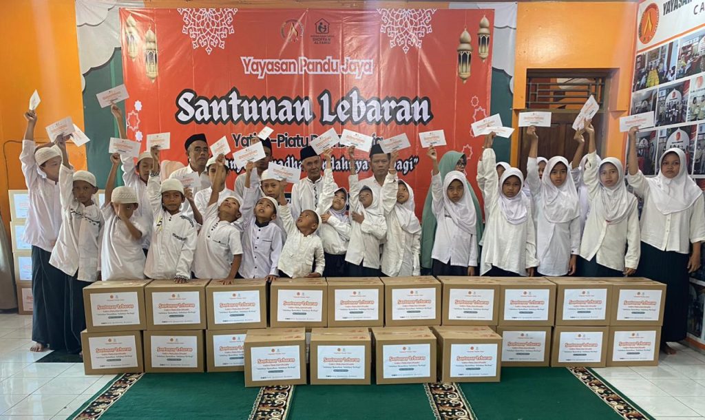 Santunan Paket Lebaran Yayasan Pandu Jaya