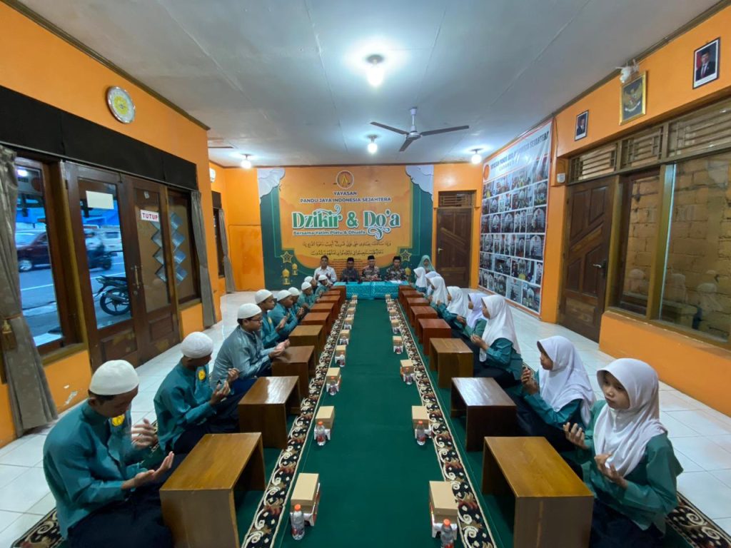 Bakti Sosial Yayasan Pandu Jaya